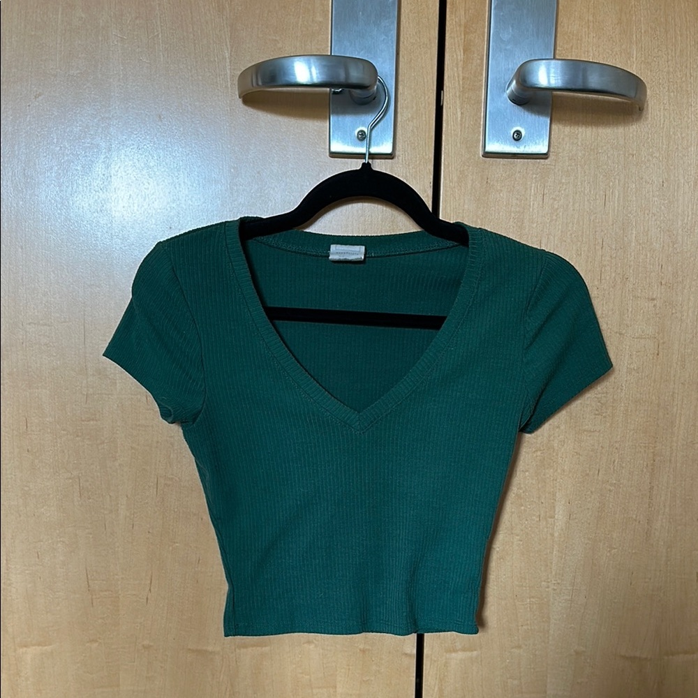Green V-Neck Ribbed Women's Crop Top
